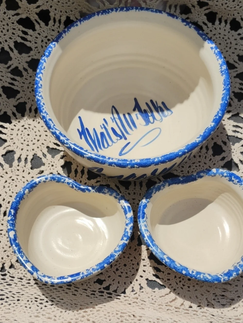 Cream Spongewear Popcorn Set With Heart Shape Bowls